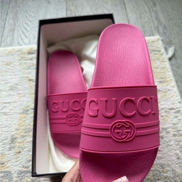 Women’s Gucci slides! - Picture 5 of 6